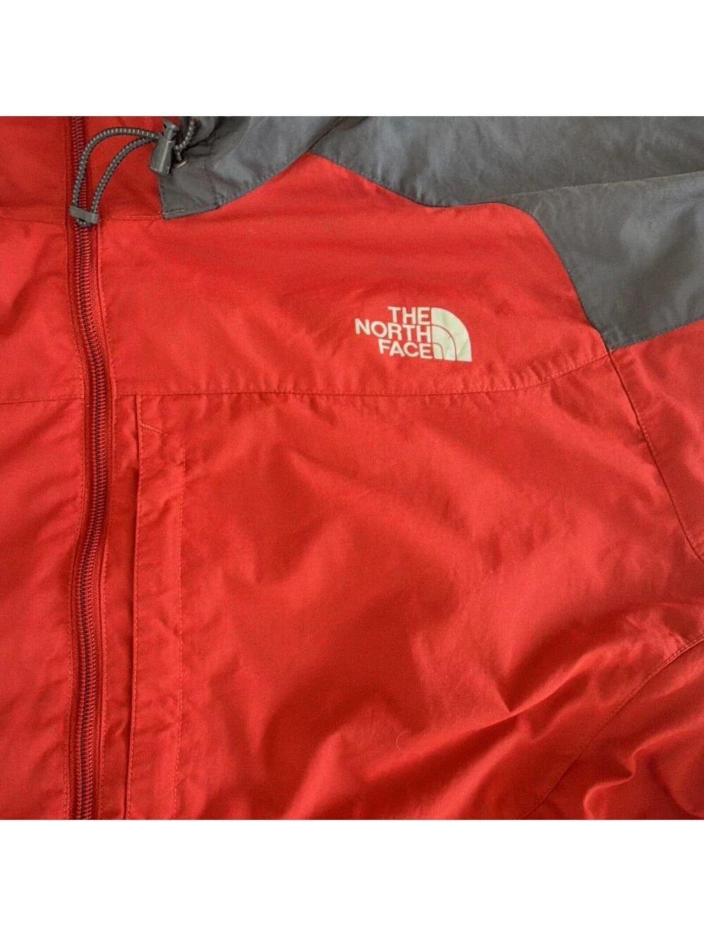 The North Face Men's Red Gray Hooded Full Zip Rain Jacket XL
